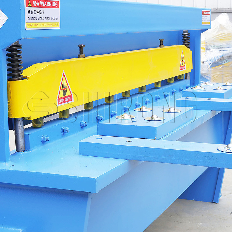 ELECTRIC SHEARING MACHINE