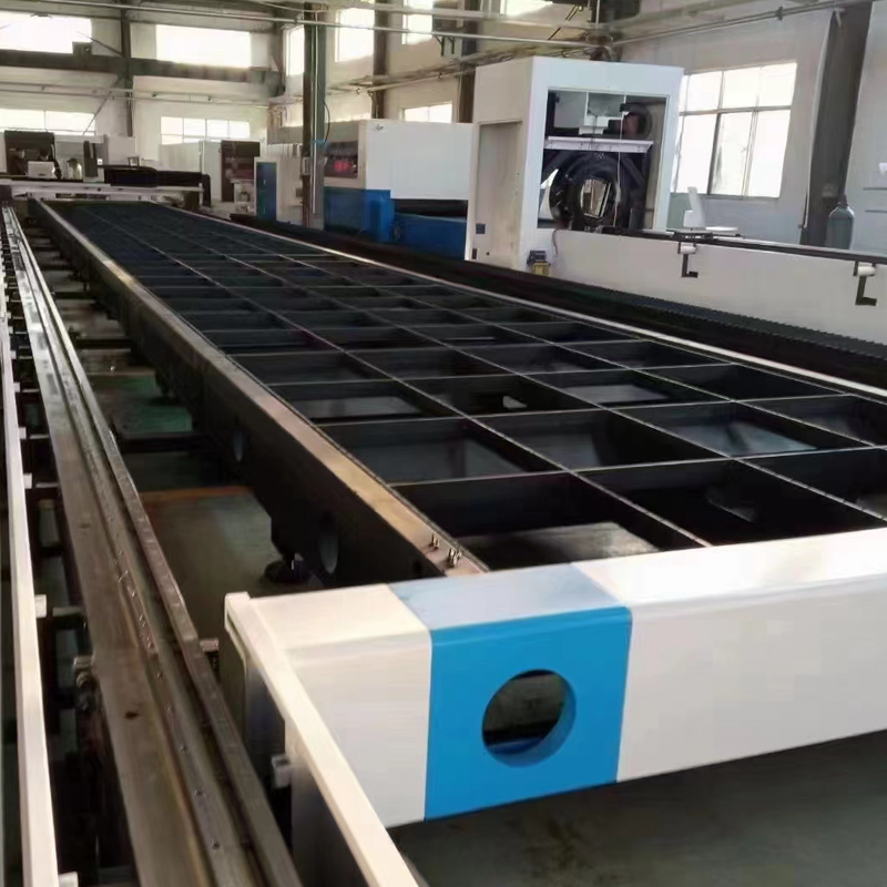 Laser cutting machine